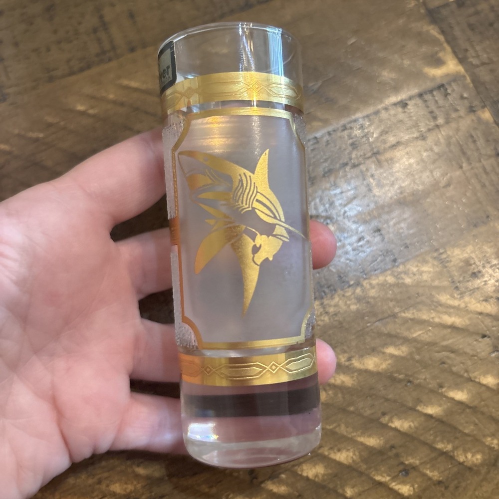 Culver 22K Gold Shark Tall Shot Glass Frosted Ripleys Aquarium Smokies USA Vtg